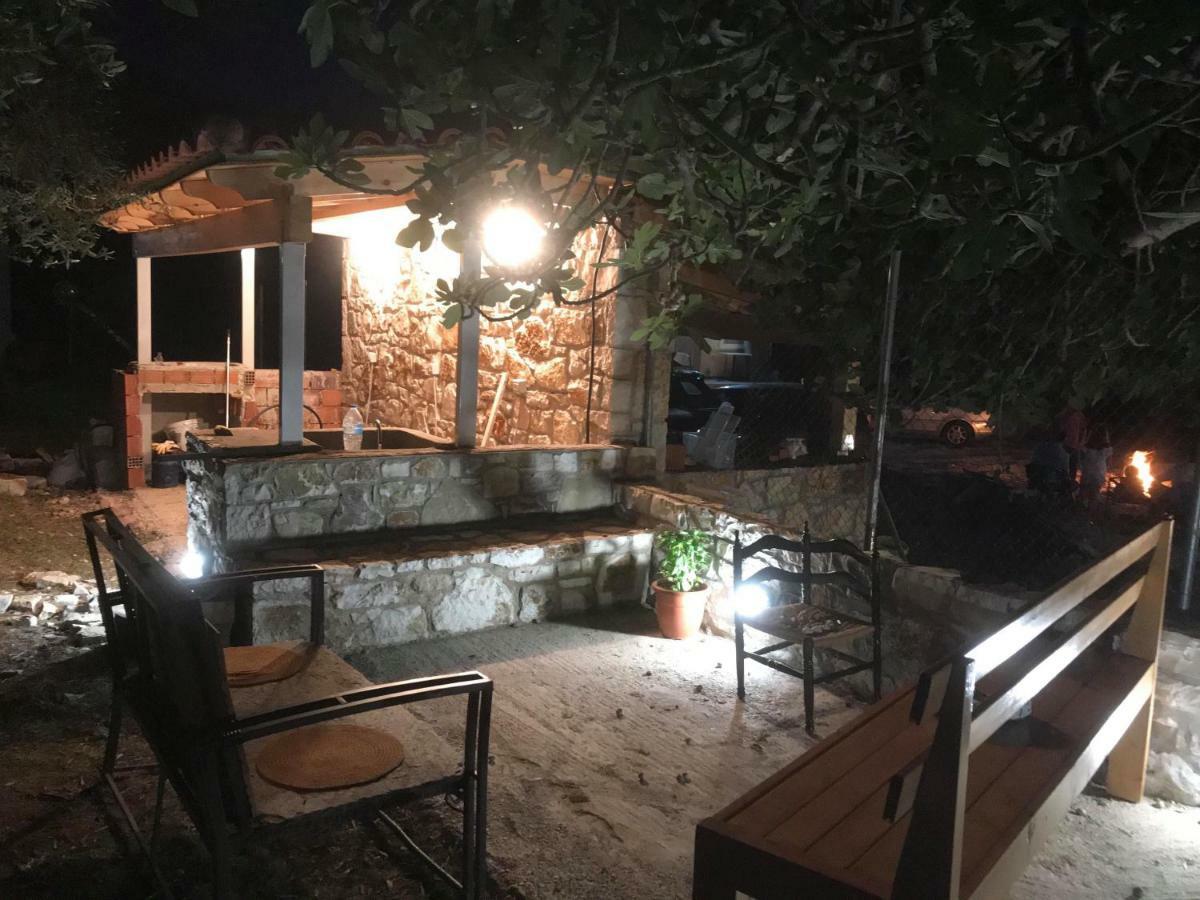 Janakis Garden Livadi Aparthotel Himare Fshat Εξωτερικό φωτογραφία