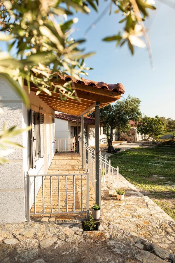 Janakis Garden Livadi Beach Himare Fshat Εξωτερικό φωτογραφία